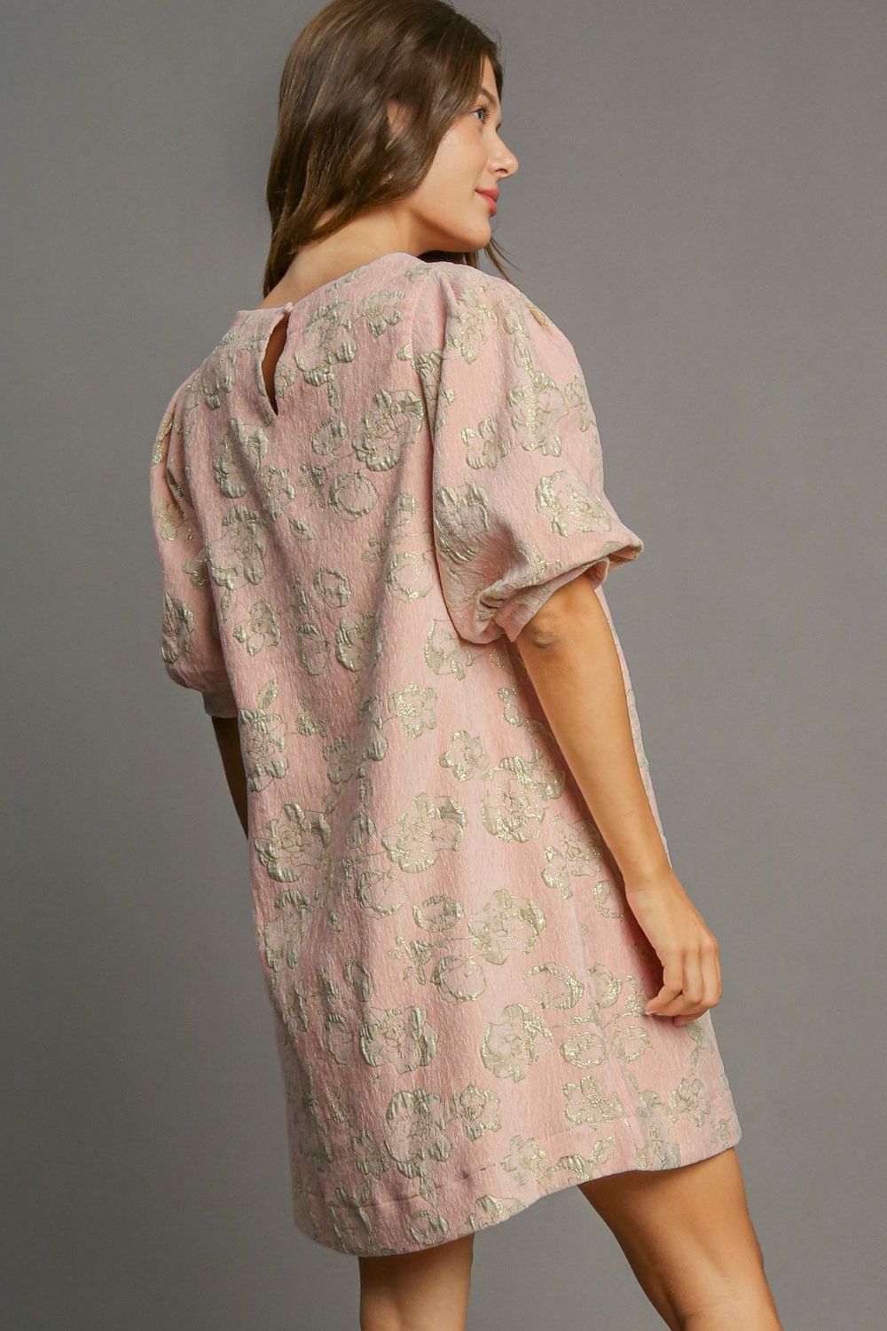 Vestido Mini de Manga Abullonada Floral Elegante - Inspirado en lo Vintage