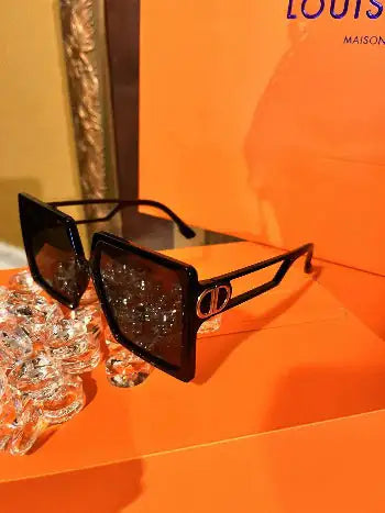 Lux Oversized Vintage D Shape Sunglasses
