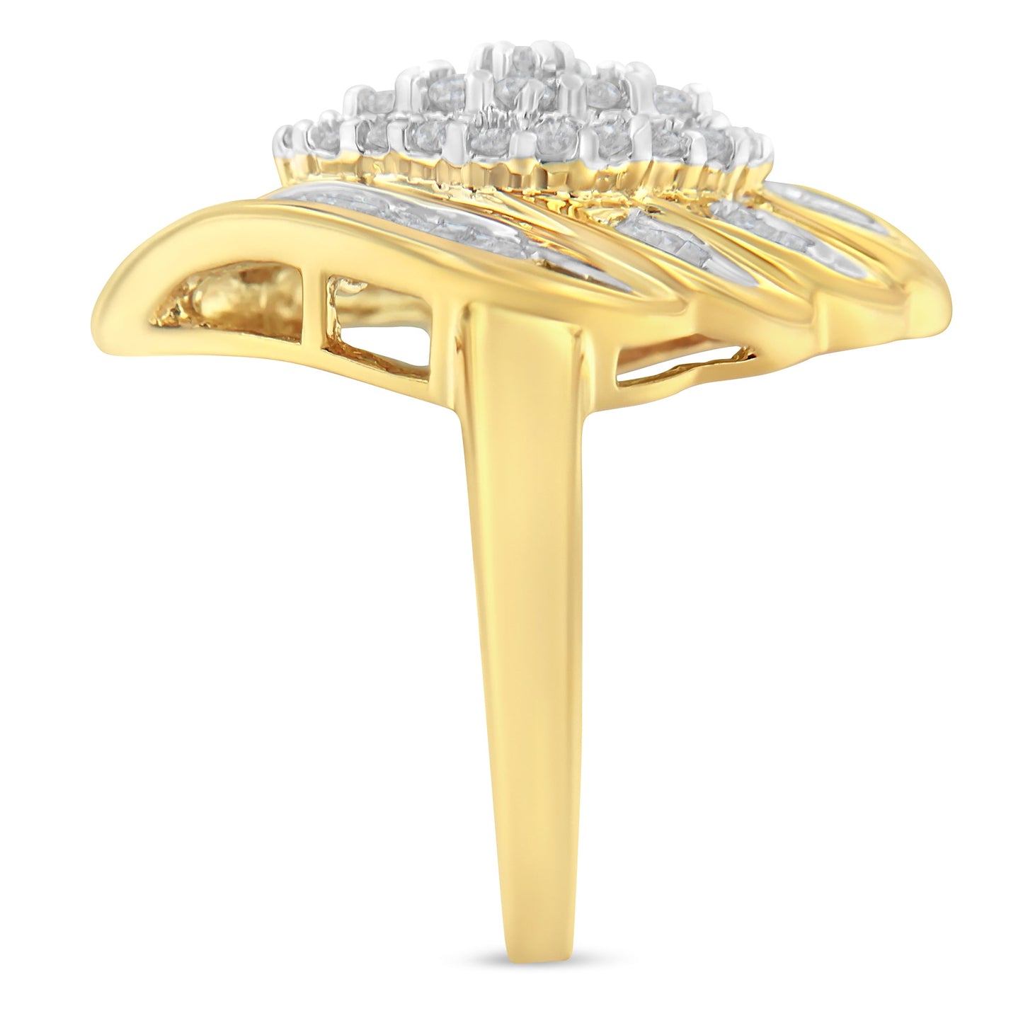 Anillo de cóctel de diamantes de oro amarillo de 10 quilates - Talla 8