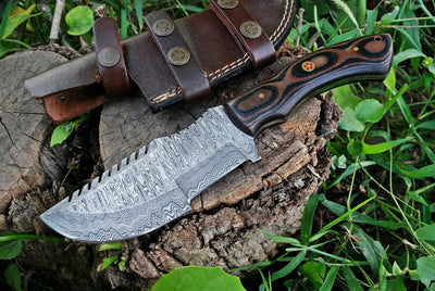 Survivor's Blade from The Hunted – 10" Damascus Steel Tracker Knife with Micarta Handle - Korvel