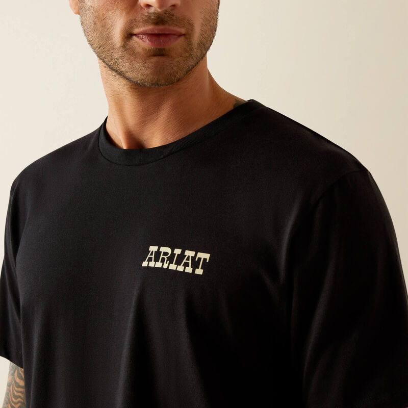 Ariat Men's Bull Riding Graphic Tee - Ultimate Comfort - Korvel