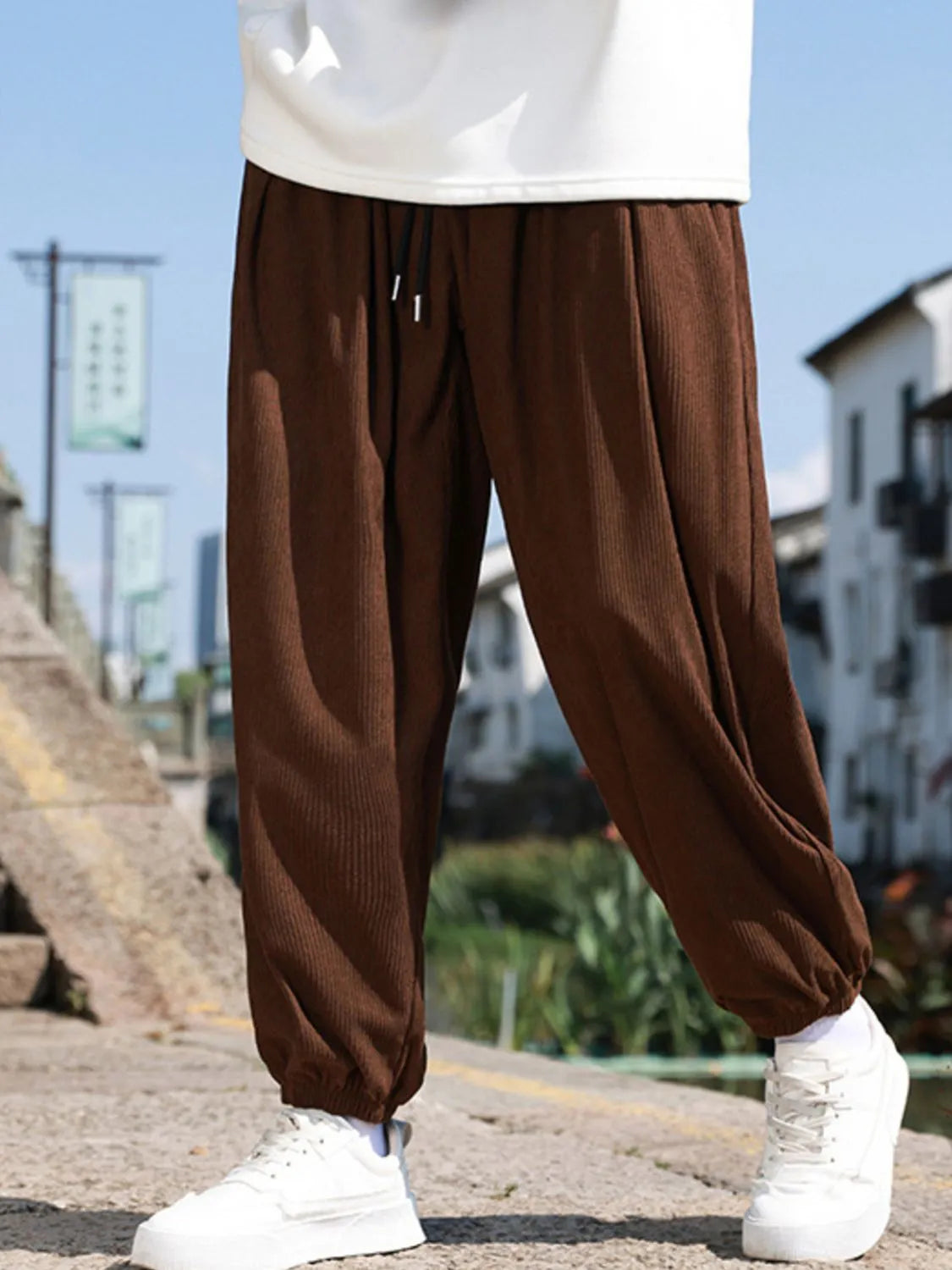 Joggers en velours côtelé grande taille pour hommes avec cordon de serrage