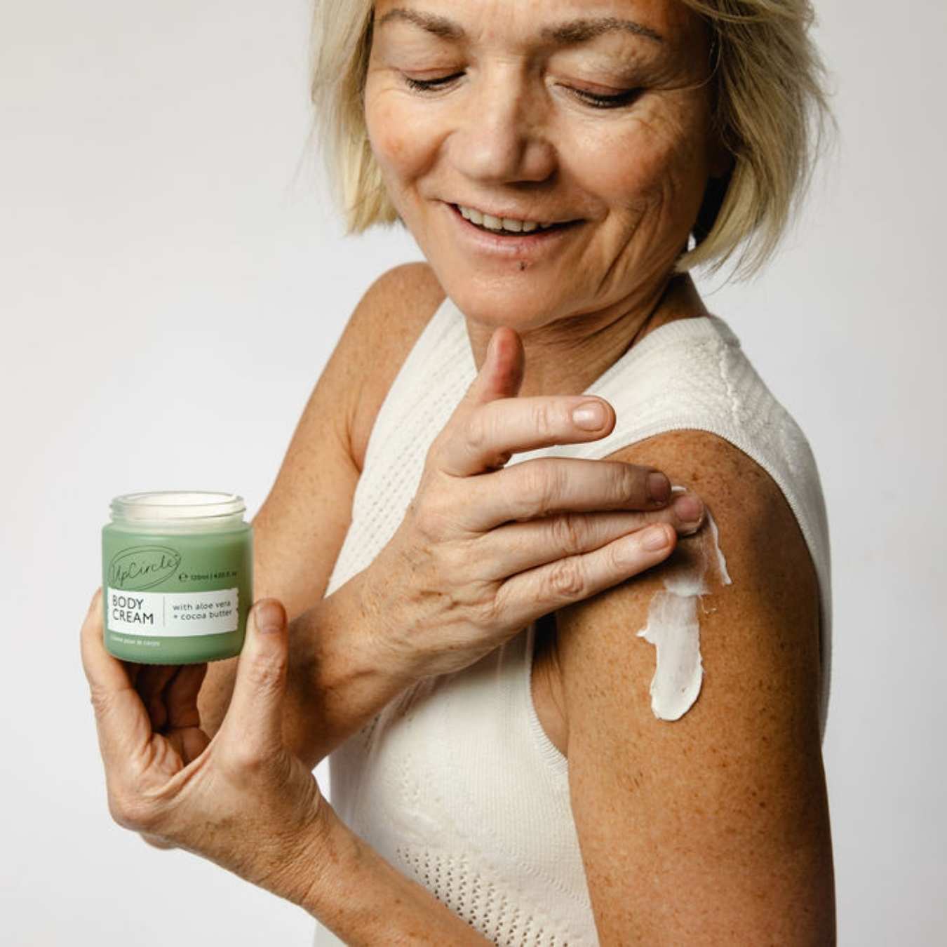 Crema Corporal Natural con Aloe Vera y Manteca de Cacao