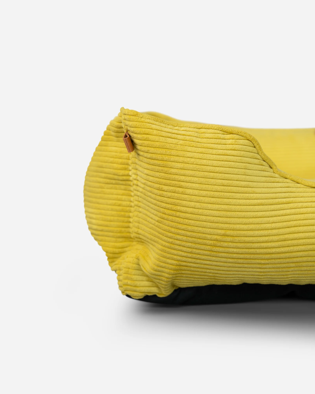 Cama para perros de lujo de corduroy amarillo soleado