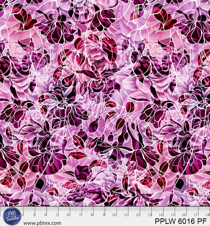 Tela de algodón de flores en tonos rosa y púrpura Petal Play - 108"