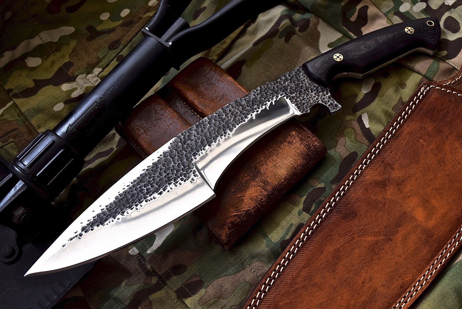 Premium Custom-Made Hunting Knife with Leather Sheath - Korvel