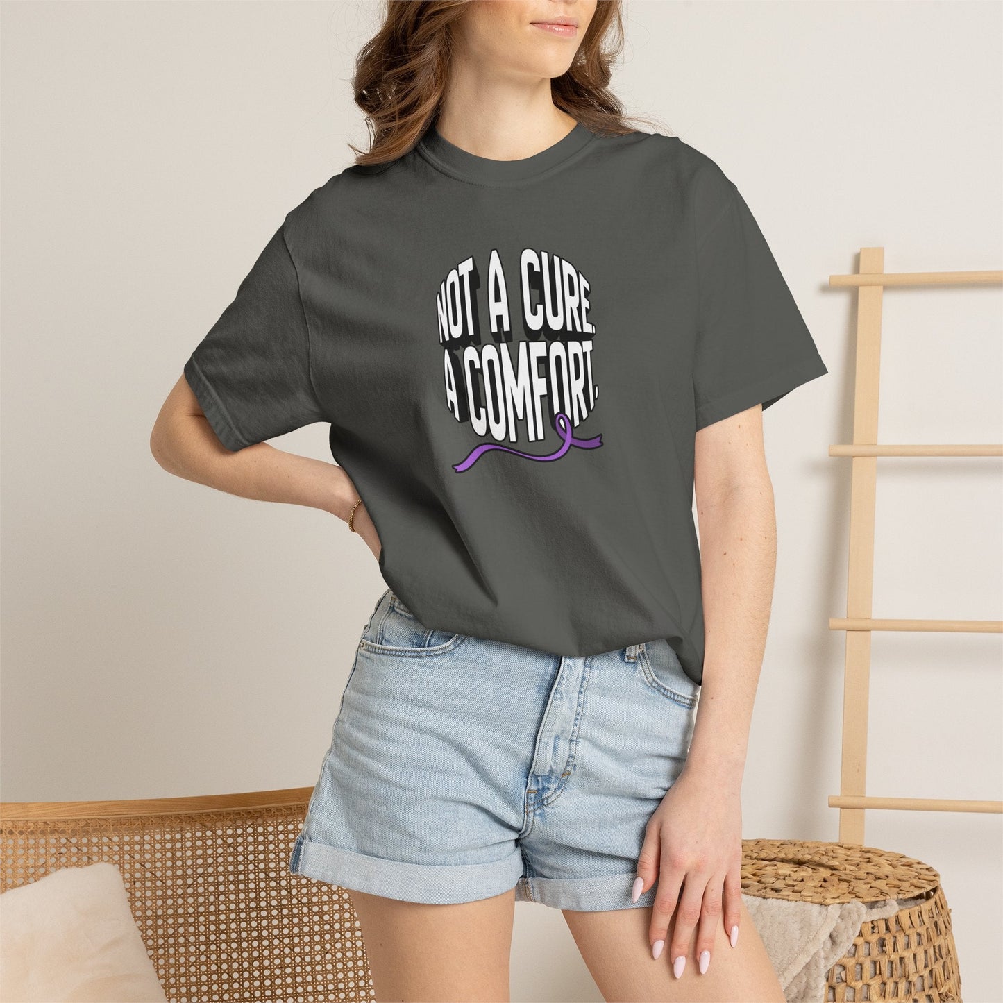 Pas un remède, un vêtement de confort - T-shirt teint en pièce