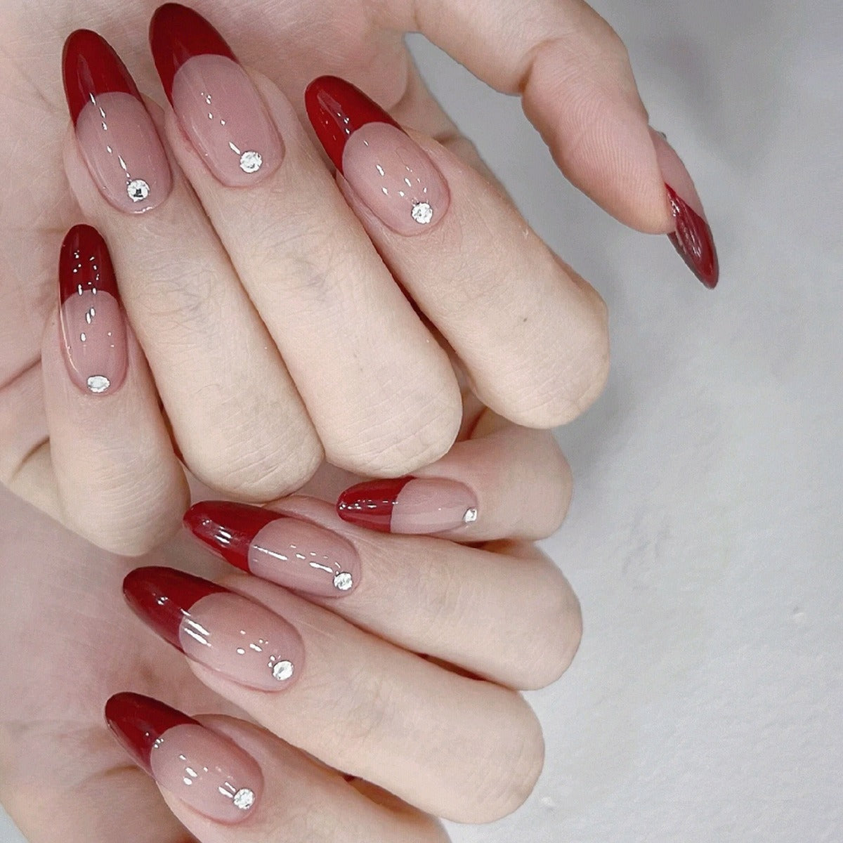European and American style red French manicure, simple and atmospheric, removable finished wearable nails, fake nail pieces - Korvel