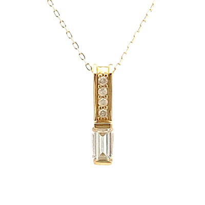 .06ct Pendentif en Diamant Zircon en Or Jaune 10KT