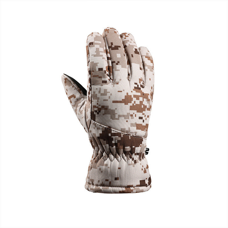 Fleece-Lined Camouflage Ski Gloves for Winter Adventures