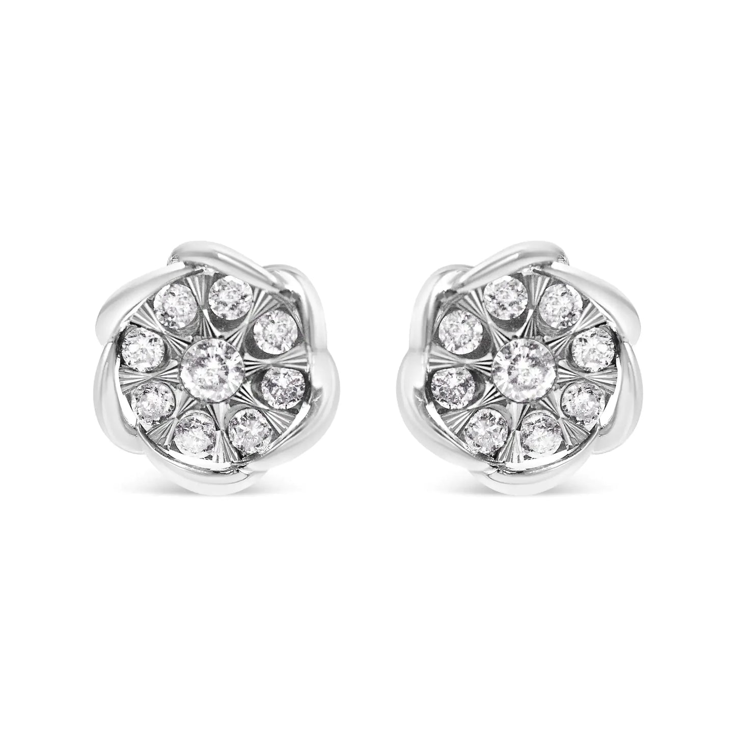 Pendientes de diamantes en forma de flor de oro blanco de 10 quilates