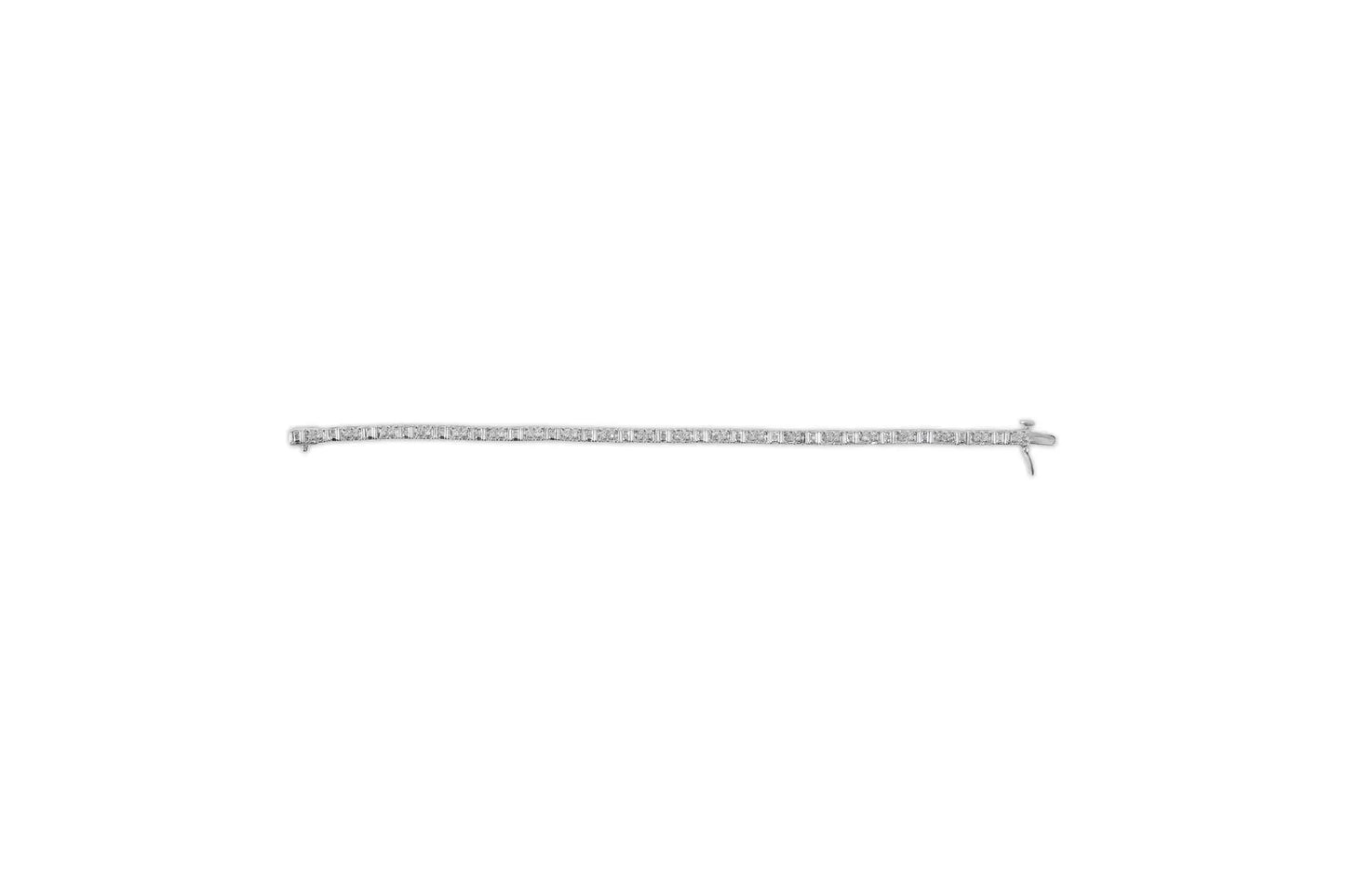 Bracelet en or blanc 10K avec diamants en alternance - 1/2 cttw