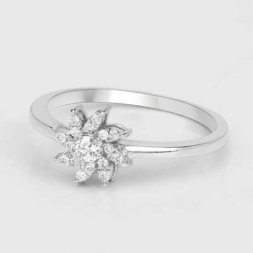 Bague en cluster de diamant blanc de 0,18 carat en or blanc 14K