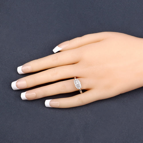 Anillo de Compromiso de Diamante Blanco de 0.37 Quilates en Oro Blanco de 14K