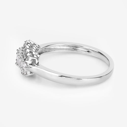 Anillo de Compromiso de Diamante Blanco de 0.37 Quilates en Oro Blanco de 14K