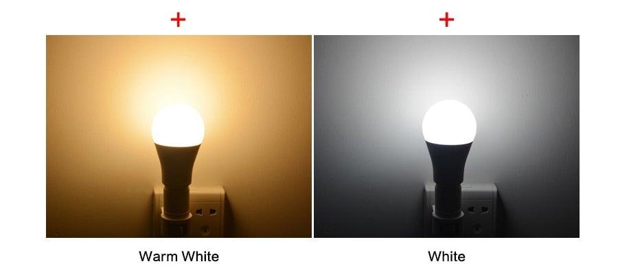 Smart RGBW LED Bulb with Remote Control - Color Changing