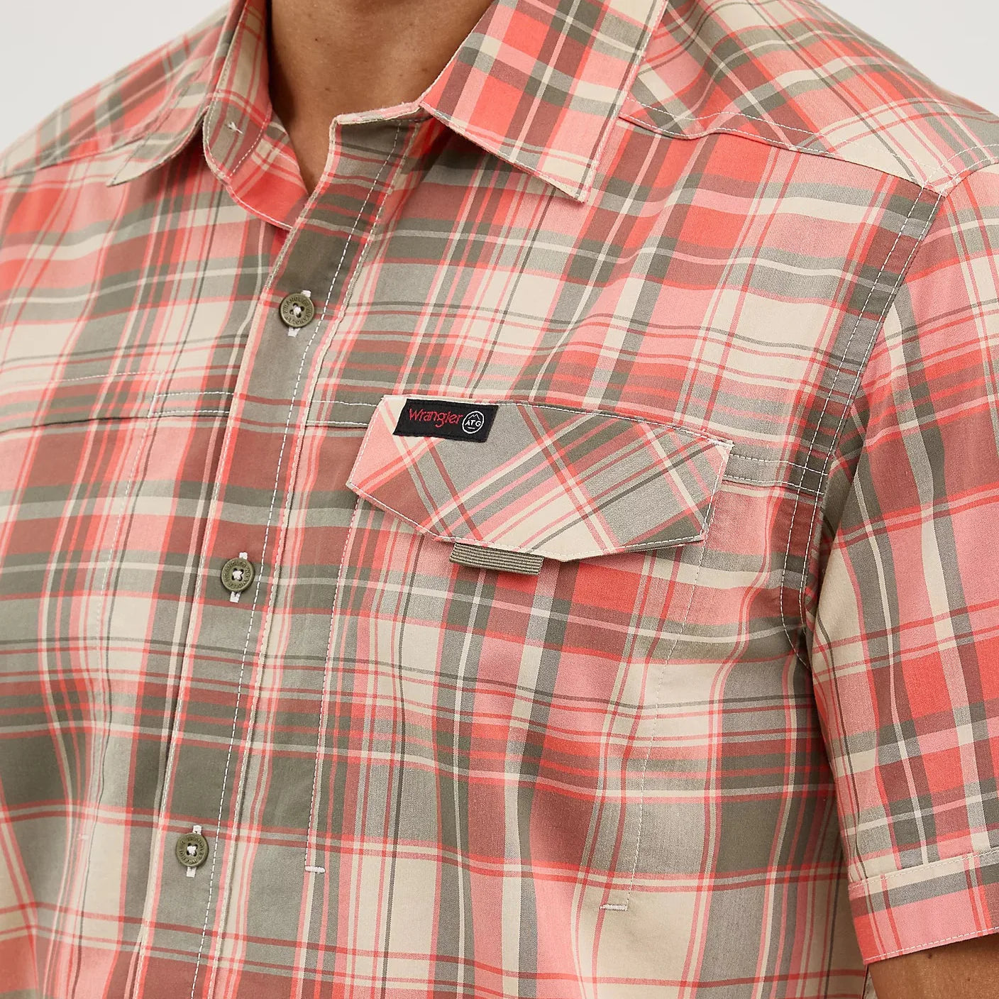 Wrangler Men's Coral Plaid Short Sleeve Shirt - Korvel