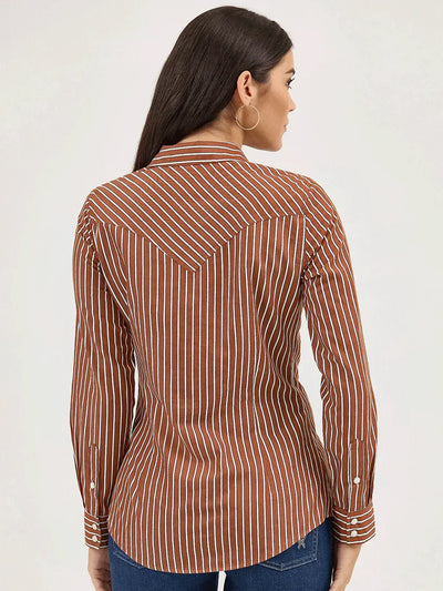 Vintage Charm | Wrangler Women's Long Sleeve Shirt - Korvel