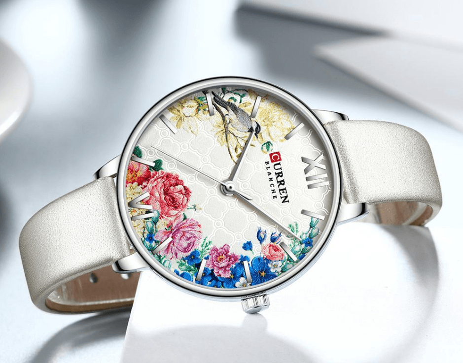 Montre Élégante pour Femme avec Motifs de Découpage Floral