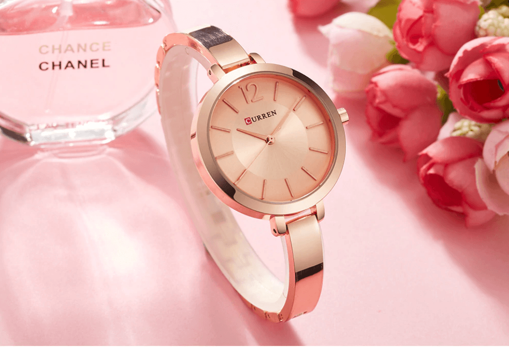 Montre analogique en quartz étanche élégante pour femmes