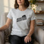 T-shirt slim fit chat légèrement sauvage et principalement fatigué