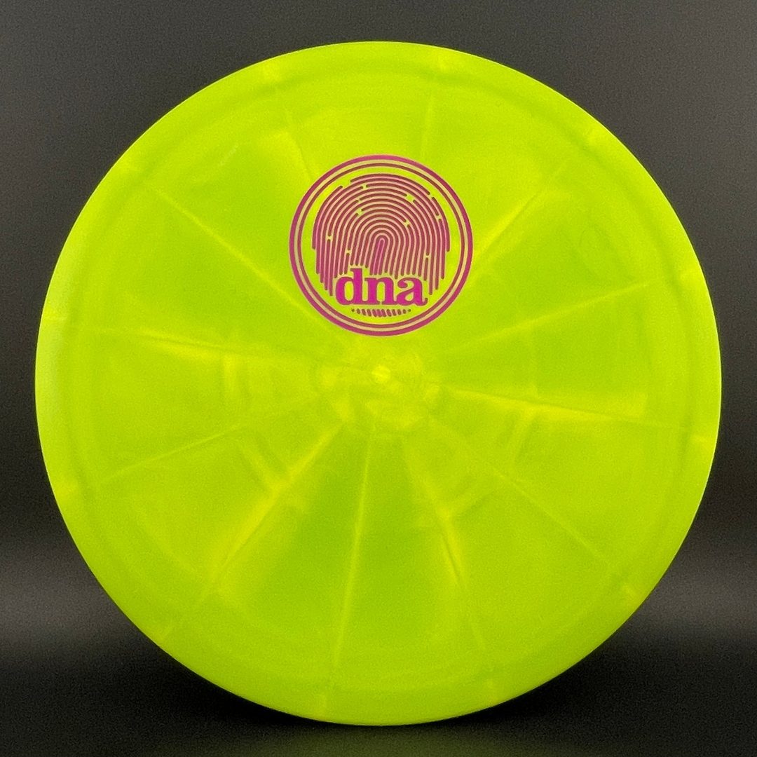 Exo Hard Vapor MD5 - Série DNA de Kyle Klein