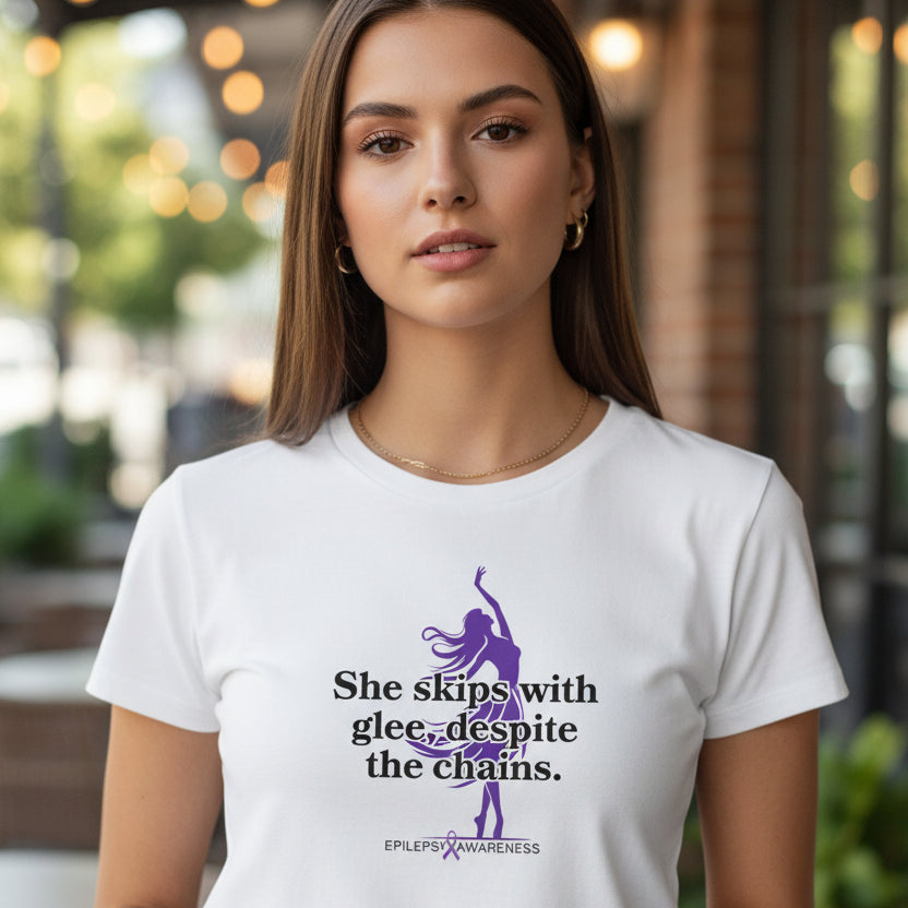 T-shirt Softstyle Femme Skips with Glee