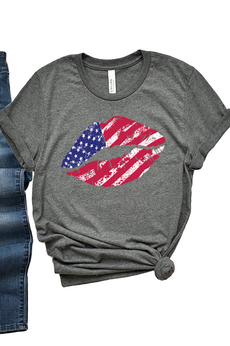 Flag Lips Unisex T-Shirt - Korvel