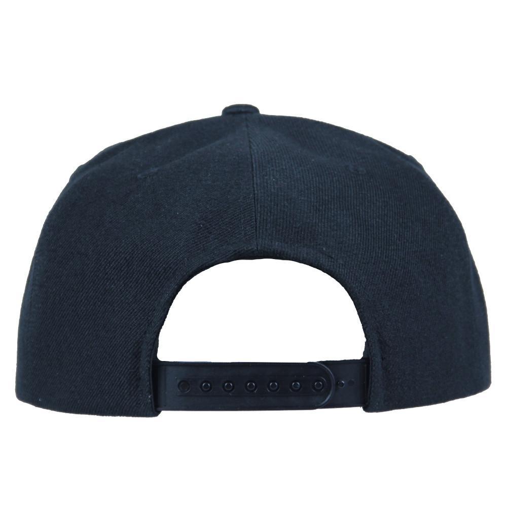 Urban Chic Black Snapback Cap for Style Enthusiasts - Korvel
