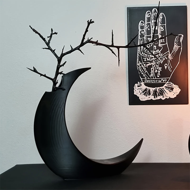 3D-Printed Gothic Moon Vase for Dried & Artificial Flowers