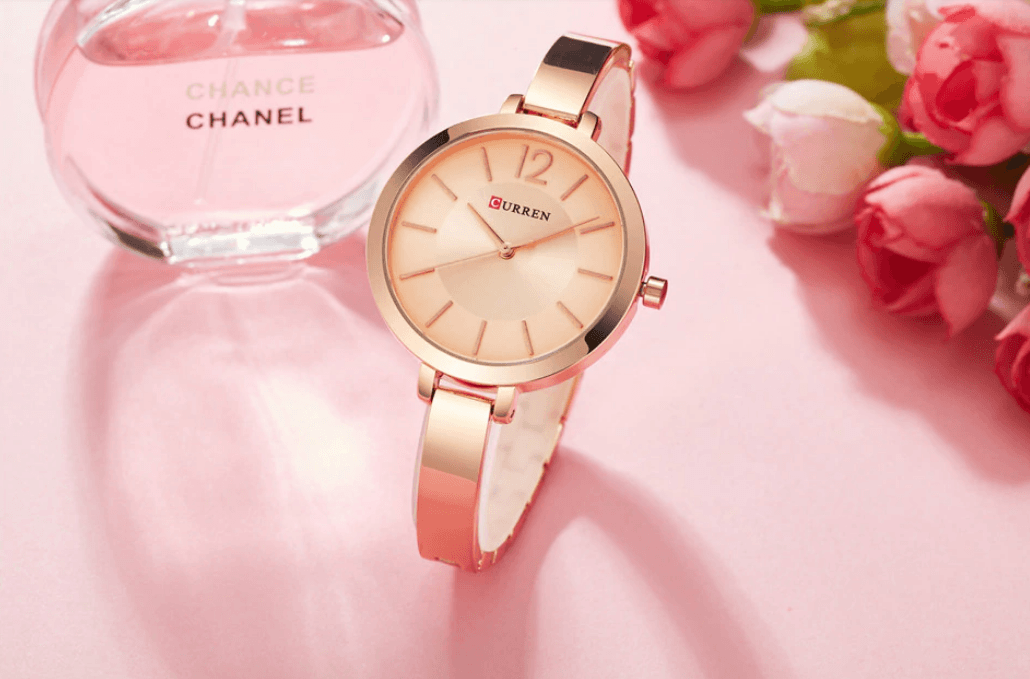 Montre analogique en quartz étanche élégante pour femmes
