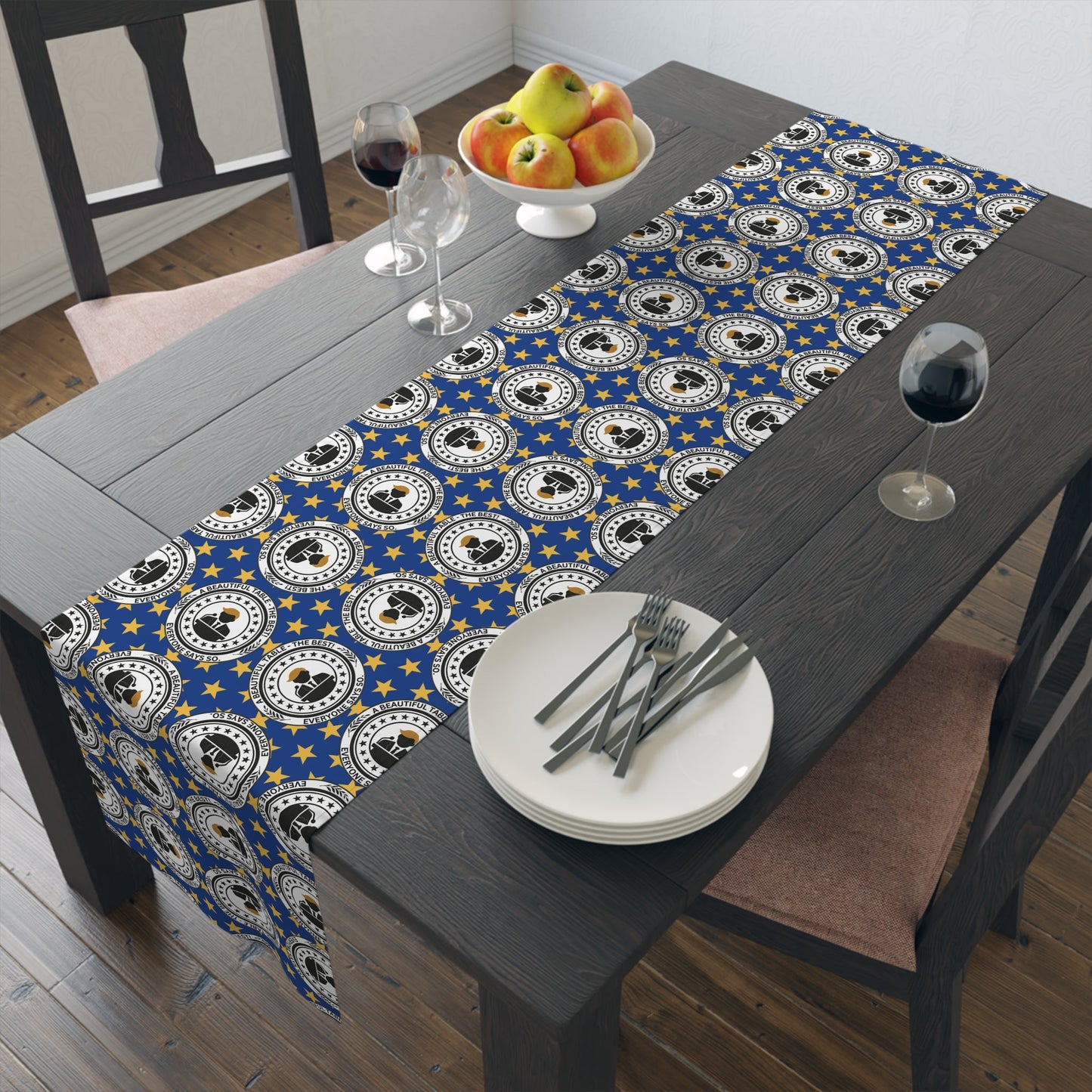 Elegant Faux Seal Pattern Table Runner