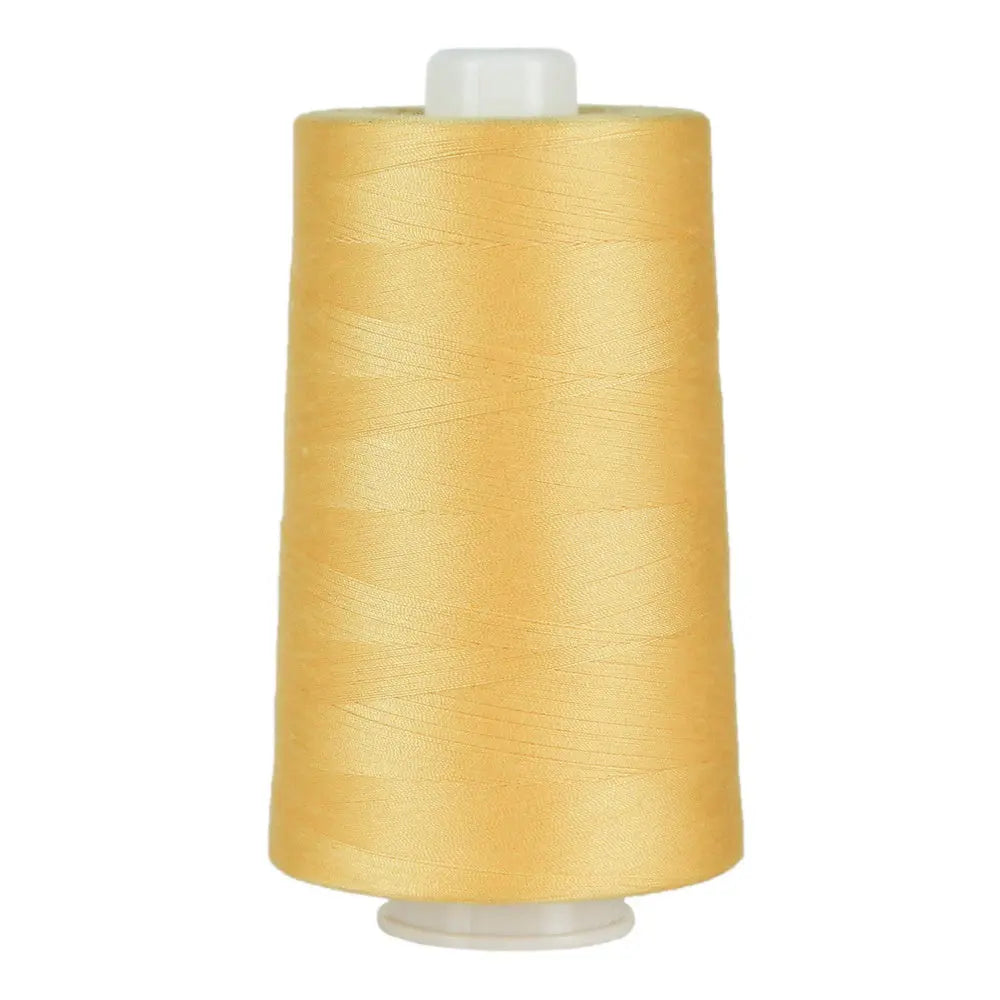 3051 Hilo de poliéster Omni Banana - 6000 yardas