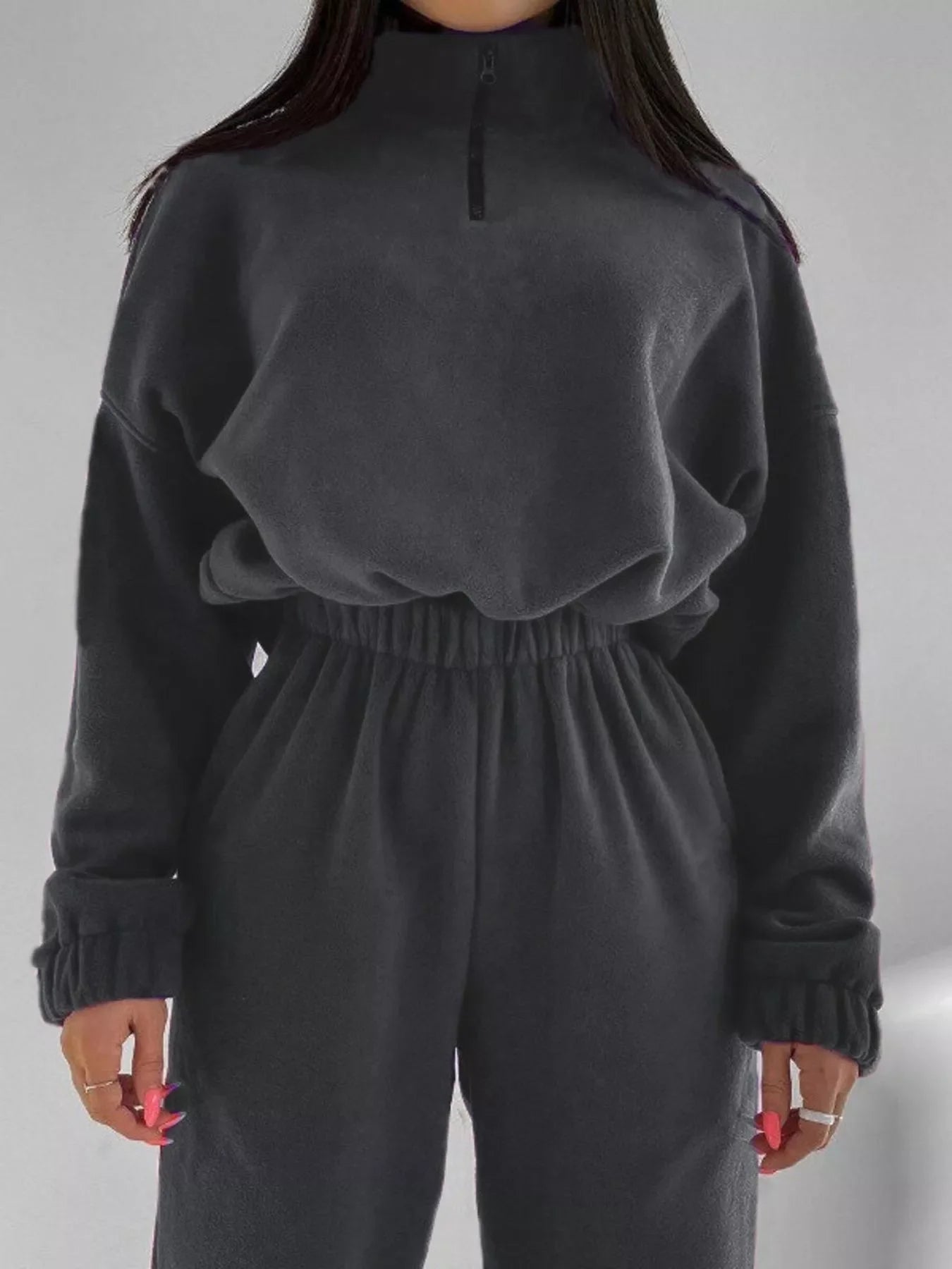 Conjunto de Sudadera y Pantalones de Cuello Cuartillo Premium