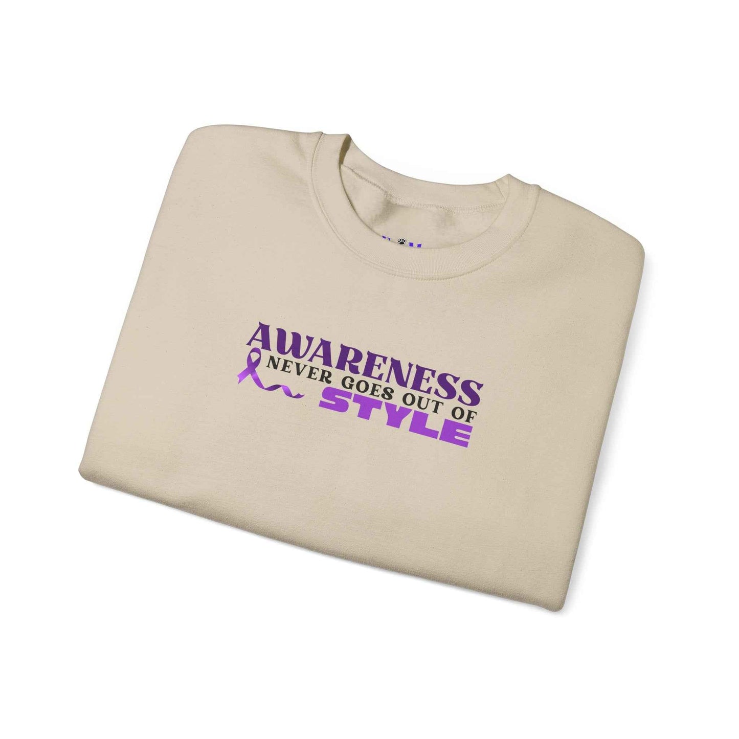 Sudadera Bordada de Conciencia Nunca Pasa de Moda