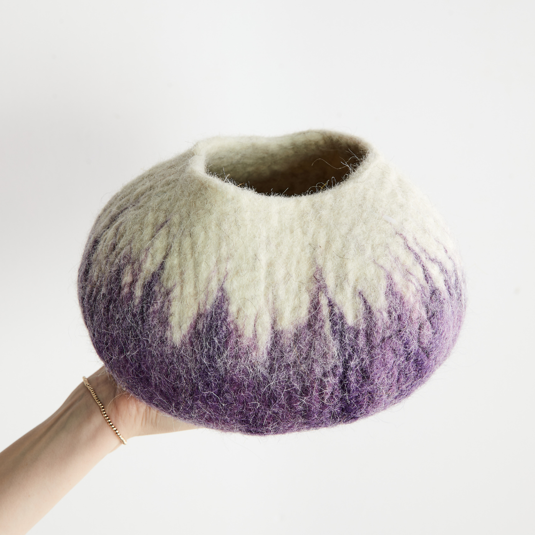 Cuenco Ukhamba de Lana Decorativa en Púrpura Violeta