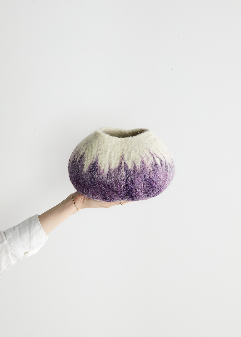 Cuenco Ukhamba de Lana Decorativa en Púrpura Violeta