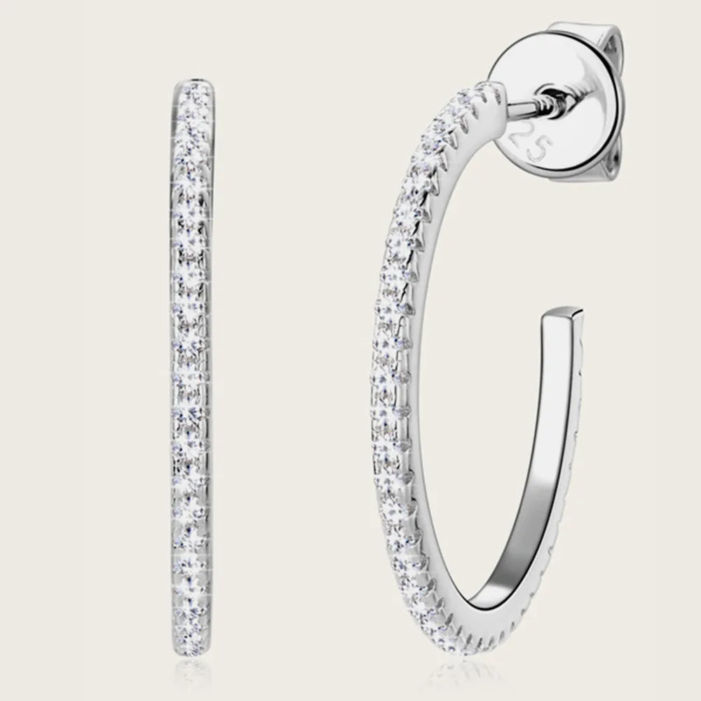 Boucles d'oreilles C-Hoop en argent sterling 925 avec moissanite incrusté