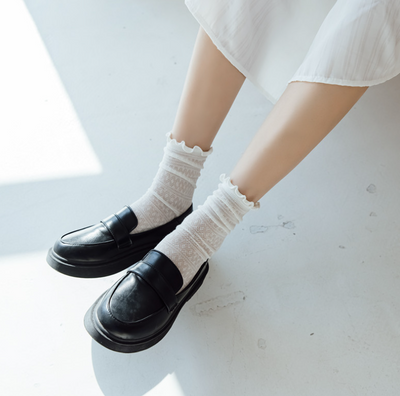 1 pair of socks for women summer thin black middle tube socks Japanese lace ballet style socks mesh breathable pile socks - Korvel