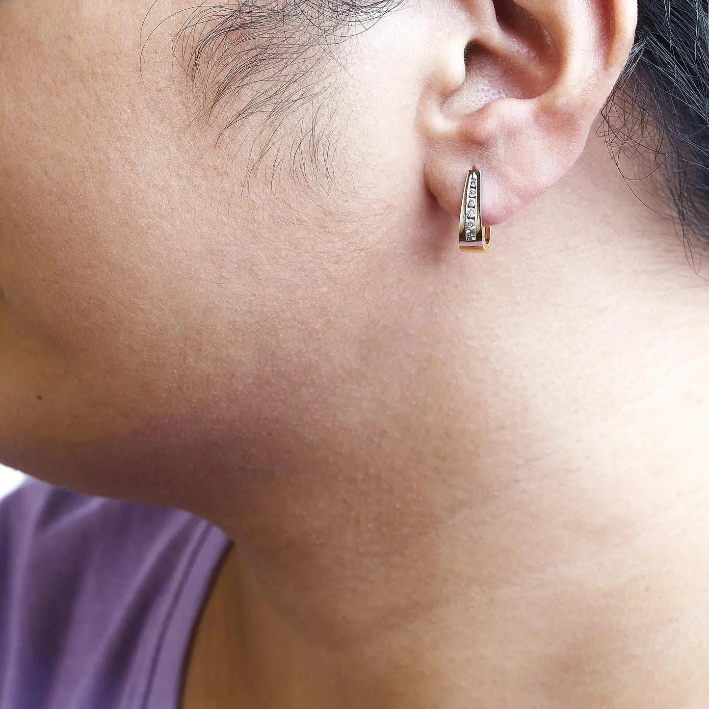 Boucles d'oreilles créoles en diamant serti à canal en or 14K