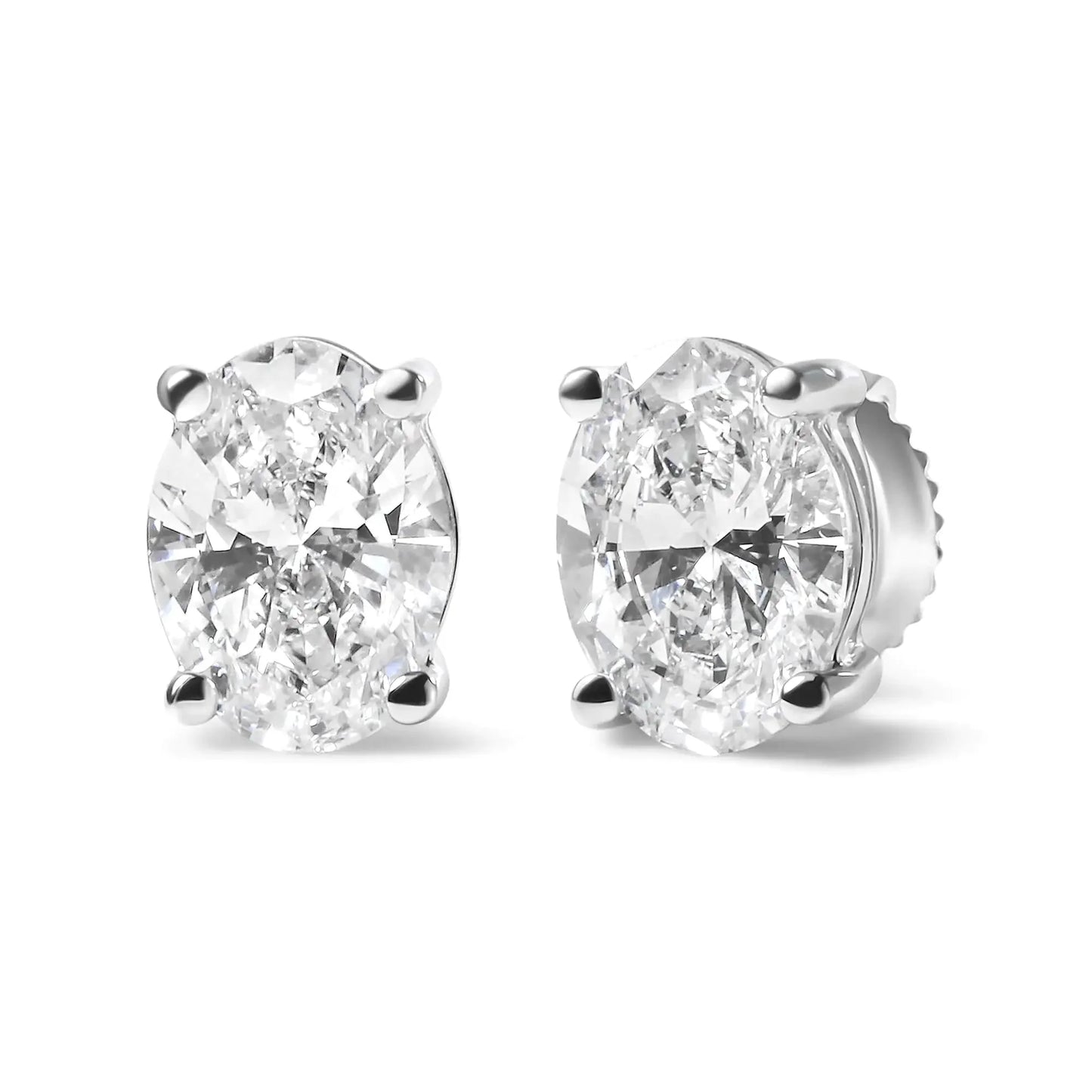 Pendientes de Stud Solitario de Diamante Ovalado Creado en Laboratorio de Oro Blanco de 14K