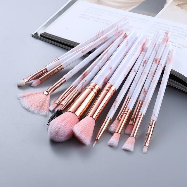 Ensemble de pinceaux Glamour de 15 pièces pour une application de maquillage parfaite
