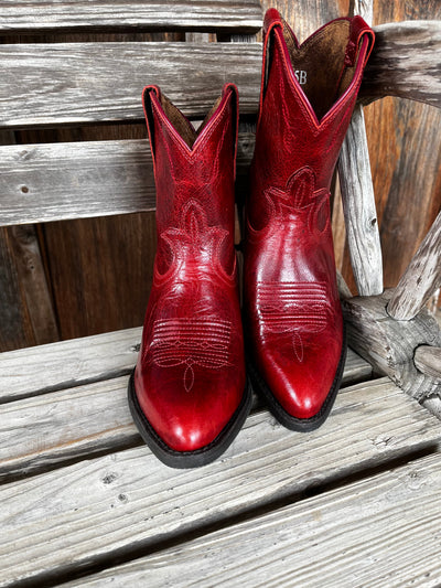 Ariat Women's Red Maggie Short Boots - Stylish & Durable - Korvel