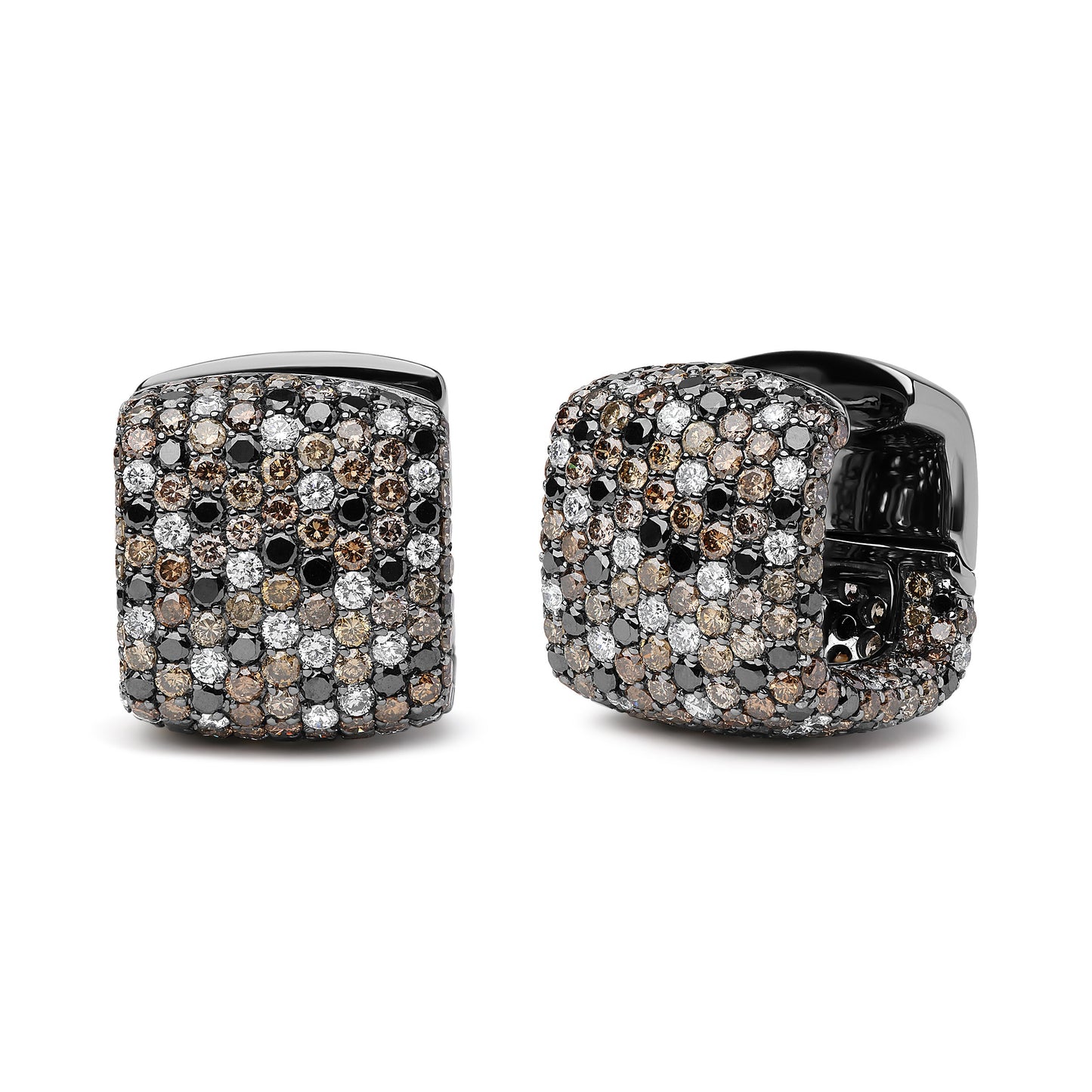Pendientes de aro huggie de diamantes multicolores en oro blanco de 18K con baño de rodio negro