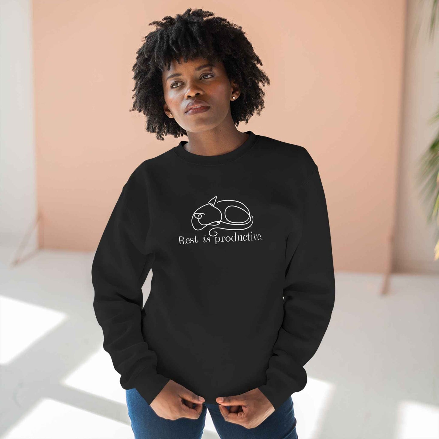 Sudadera Minimalista de Gato 'Descansar es Productivo'