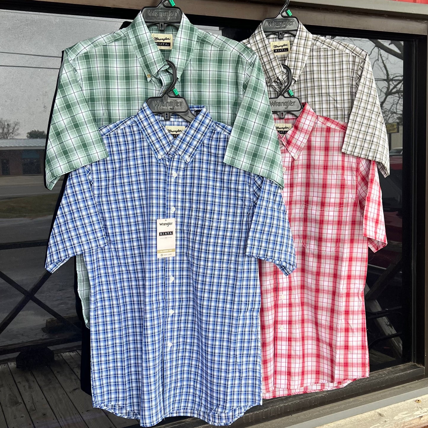 Wrangler Men's Short Sleeve Riata Shirt - Stylish & Comfortable - Korvel