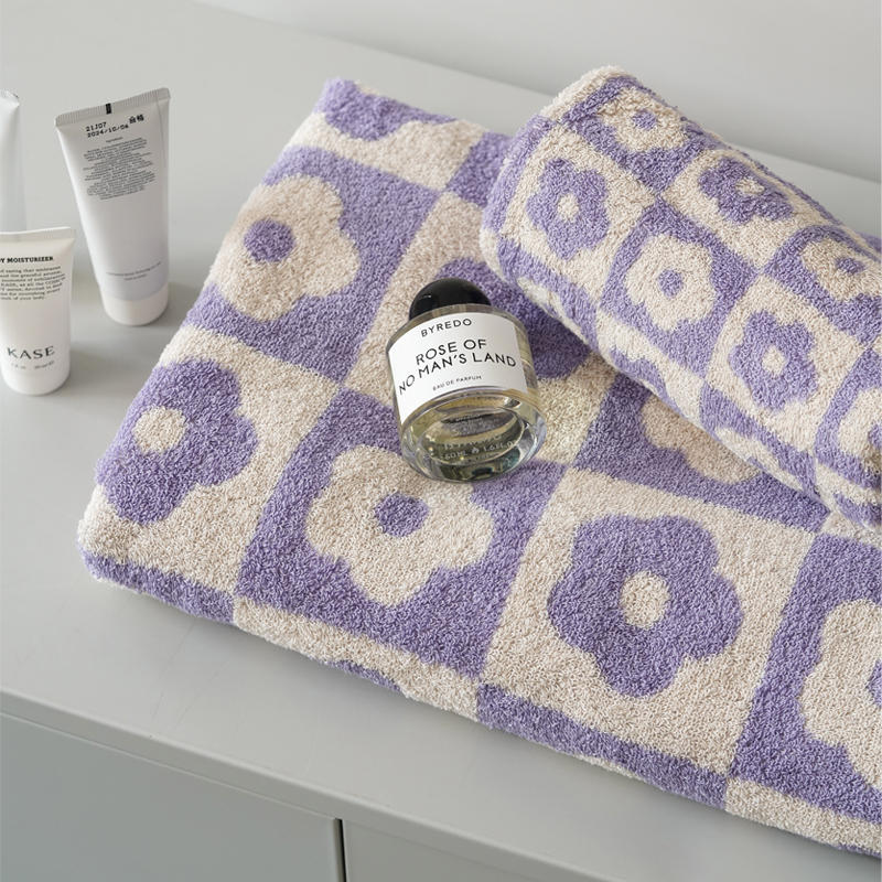 Plaid Series Towel Bath Towel Cherry Blossom Absorbent Facial Towel - Korvel