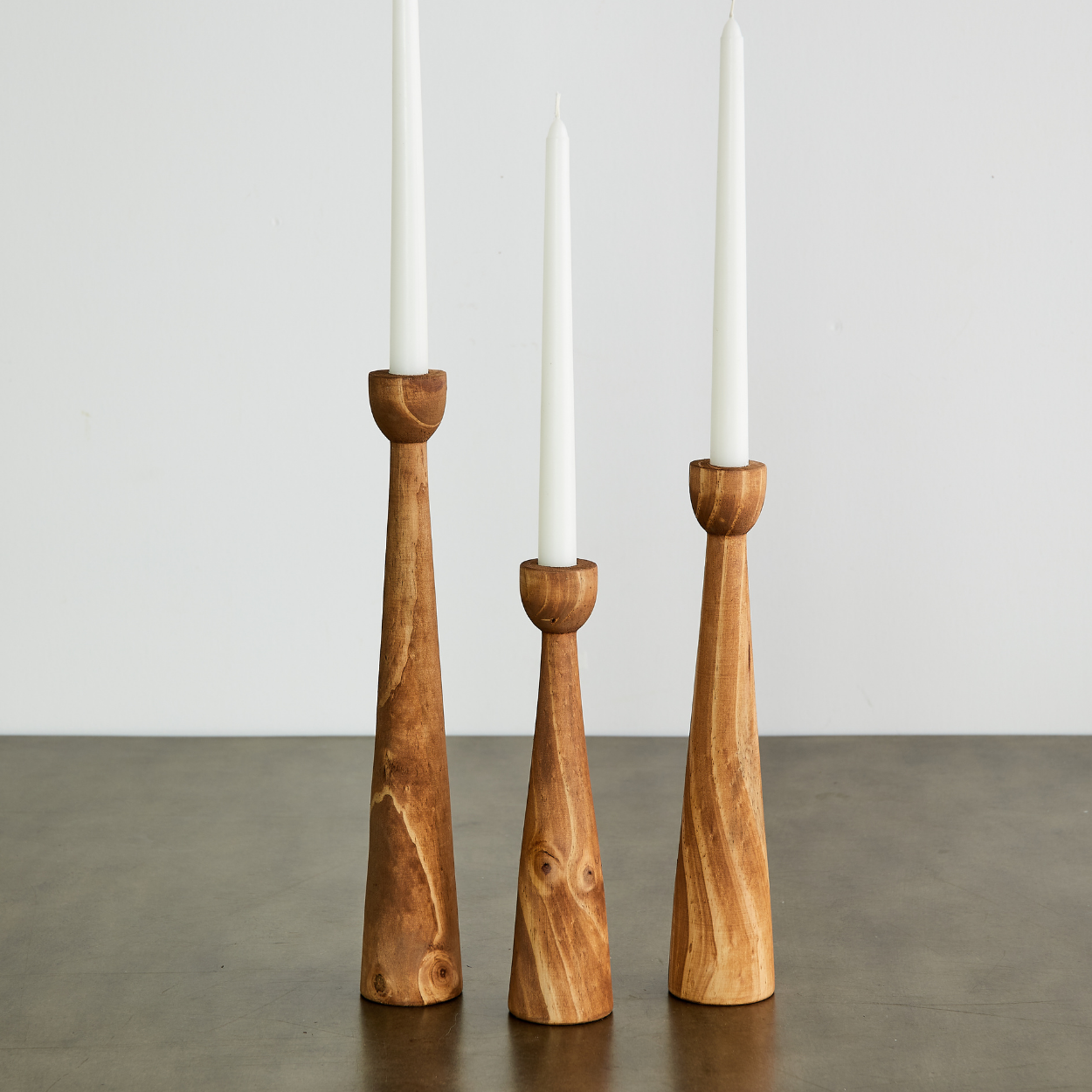 Tapered Candlestick Holder Pine Wood Cognac, Espresso, Natural - Korvel