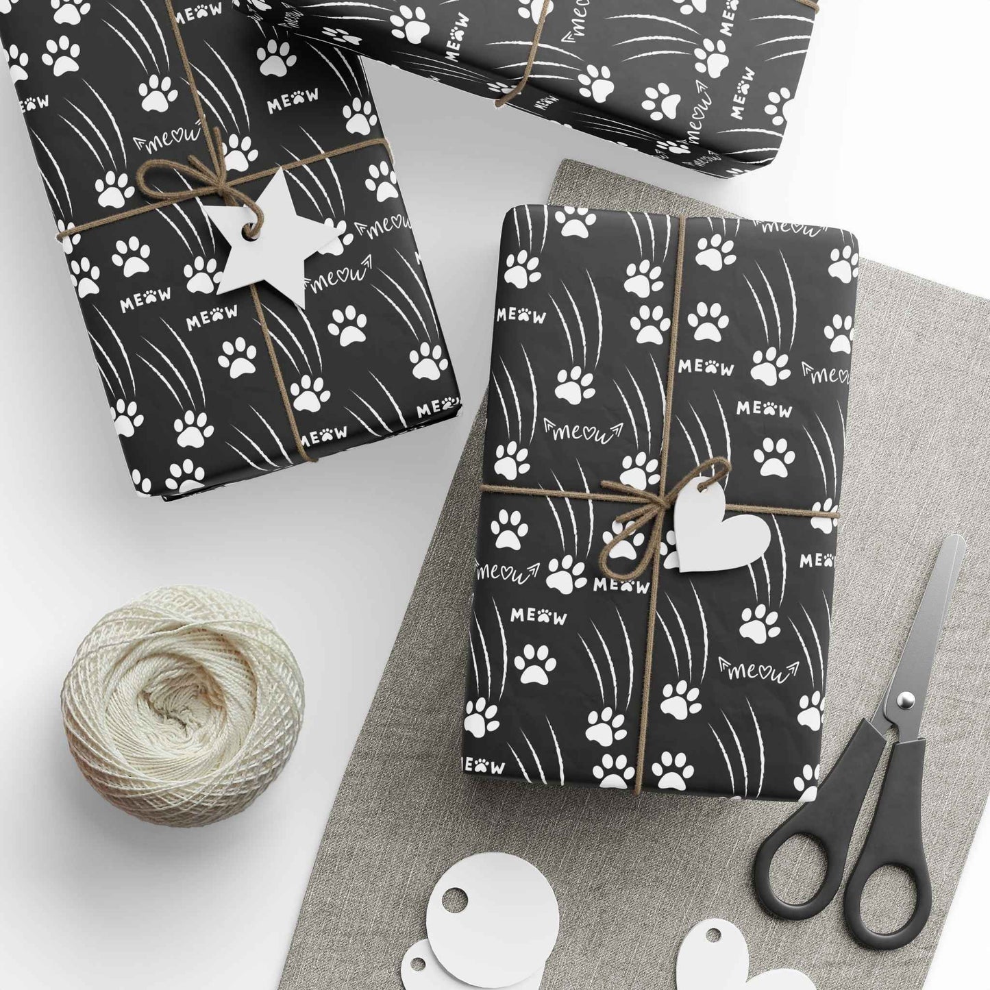 Papier Cadeau Pattes de Chat – Noir & Blanc