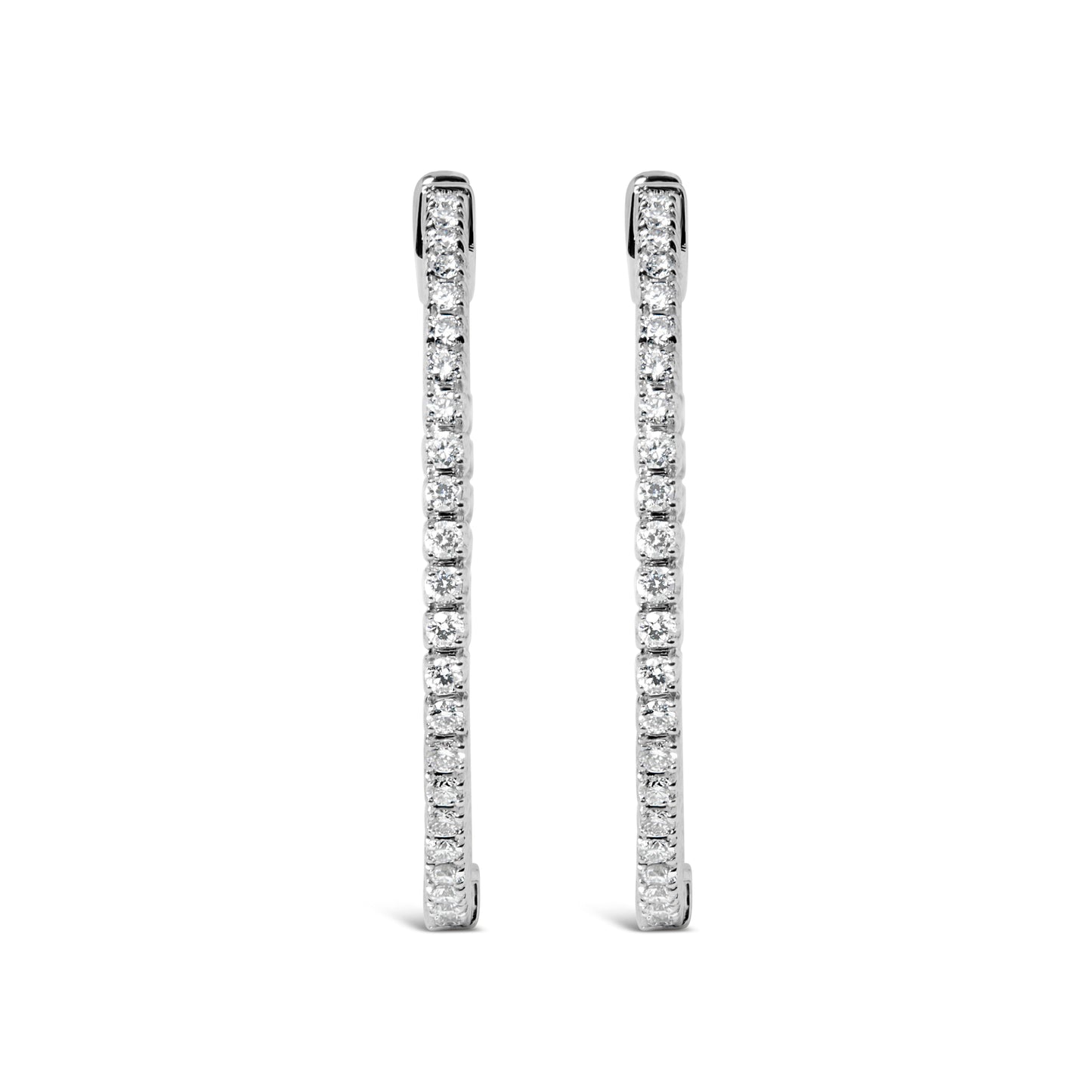 Pendientes de aro Inside Out de diamantes cultivados en laboratorio de oro blanco de 14 quilates